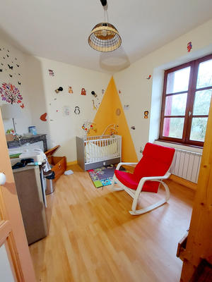 Maison - 122 m² - 5 pièces