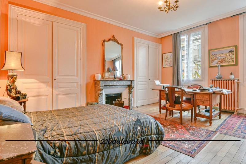 Appartement - 124 m² - 6 pièces