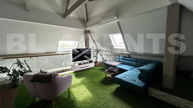 Appartement - 100 m² - 4 pièces