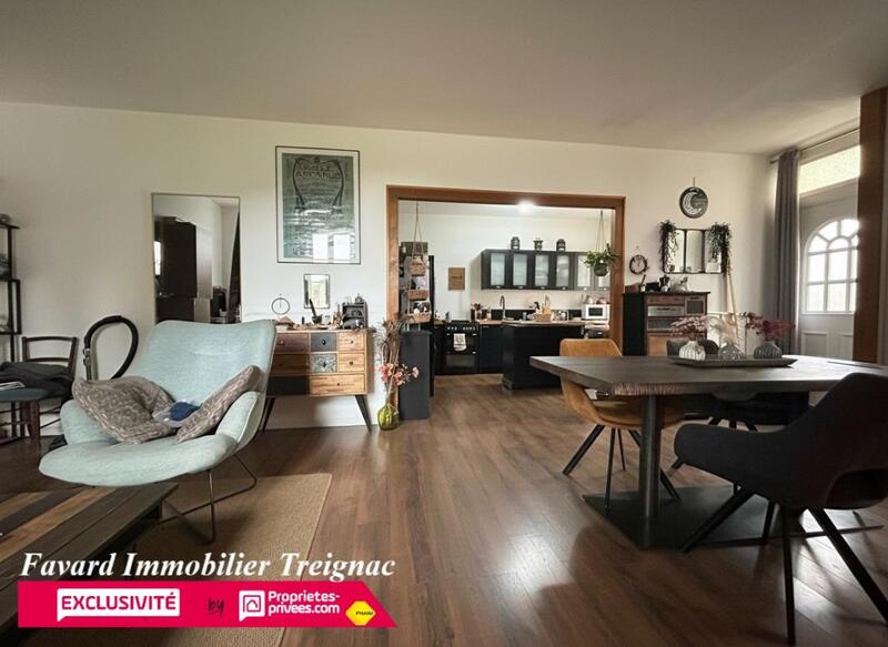 Maison - 90 m² - 5 pièces