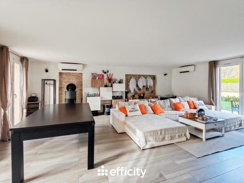 Pavillon - 191 m² - 7 pièces