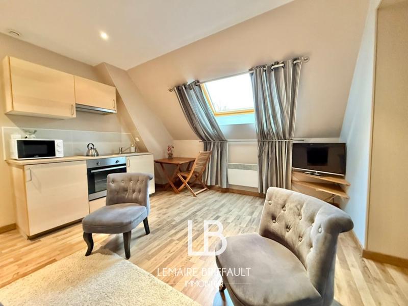 Maison - 570 m² - 16 pièces