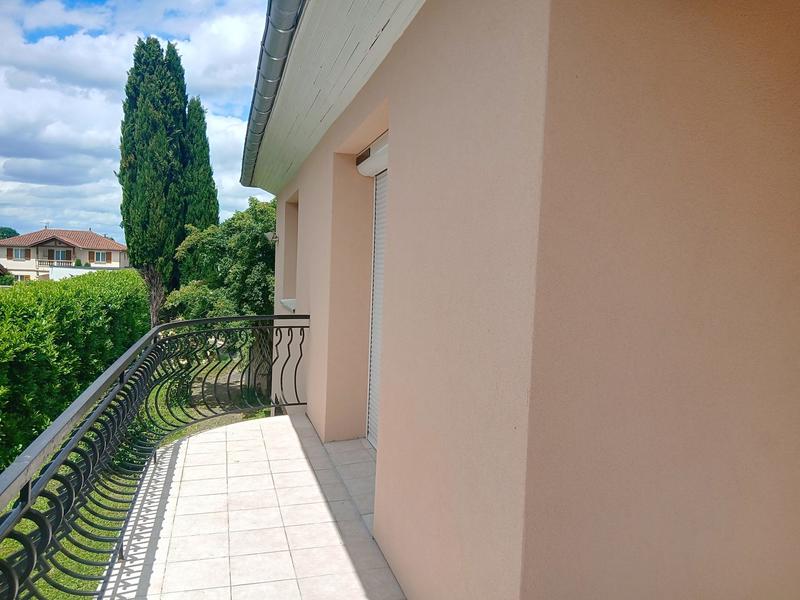 Maison - 88 m² - 6 pièces