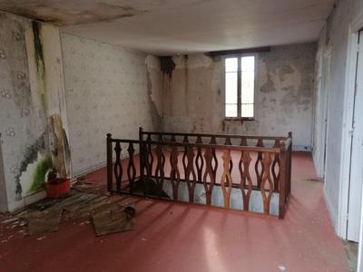 Maison de village - 300 m² - 10 pièces