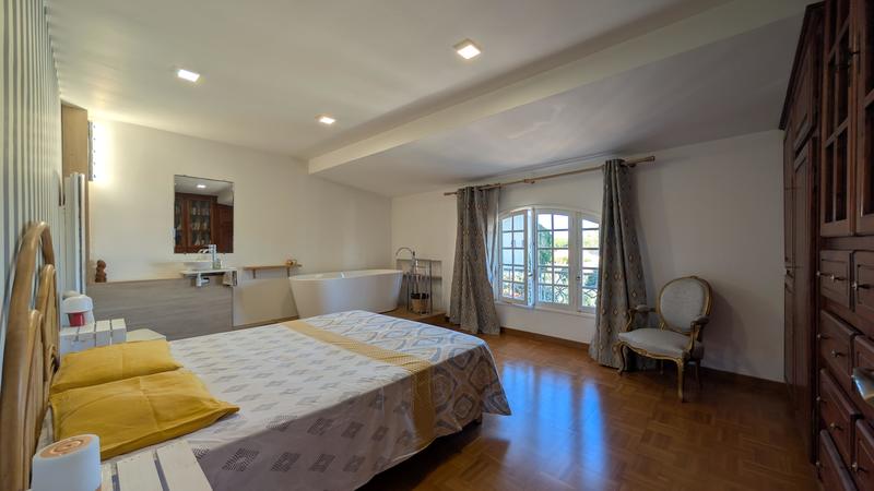 Villa - 151 m² - 5 pièces