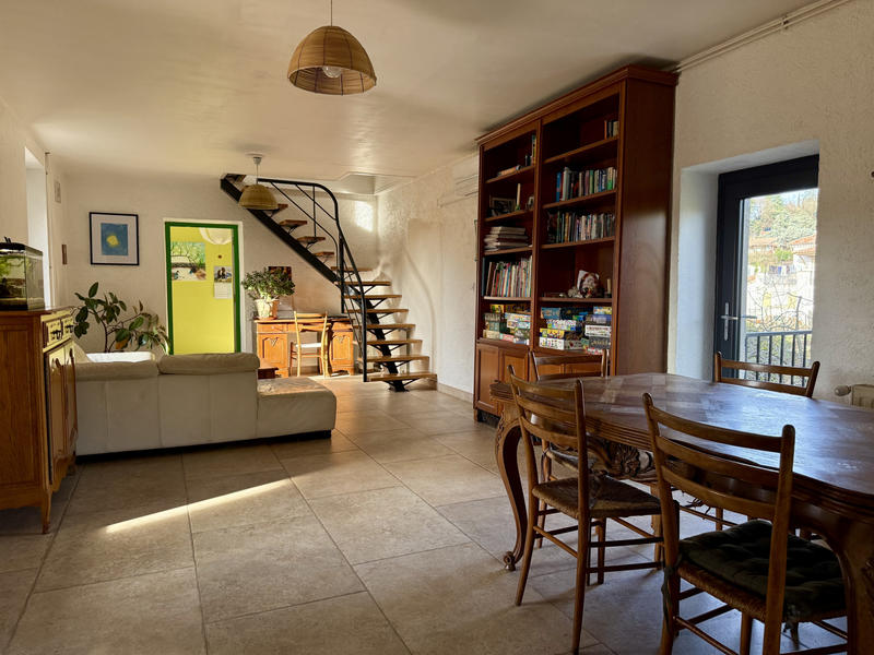 Maison - 115 m² - 5 pièces