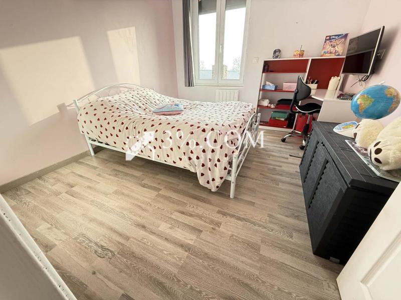 Maison - 136 m² - 5 pièces