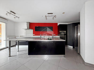 Appartement - 86 m² - 4 pièces