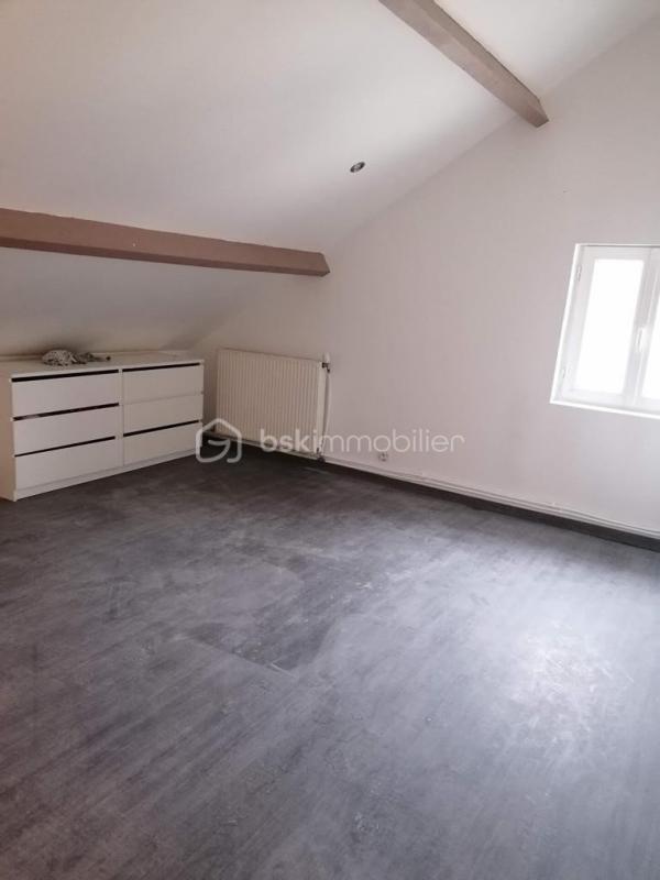 Maison - 143 m² - 7 pièces