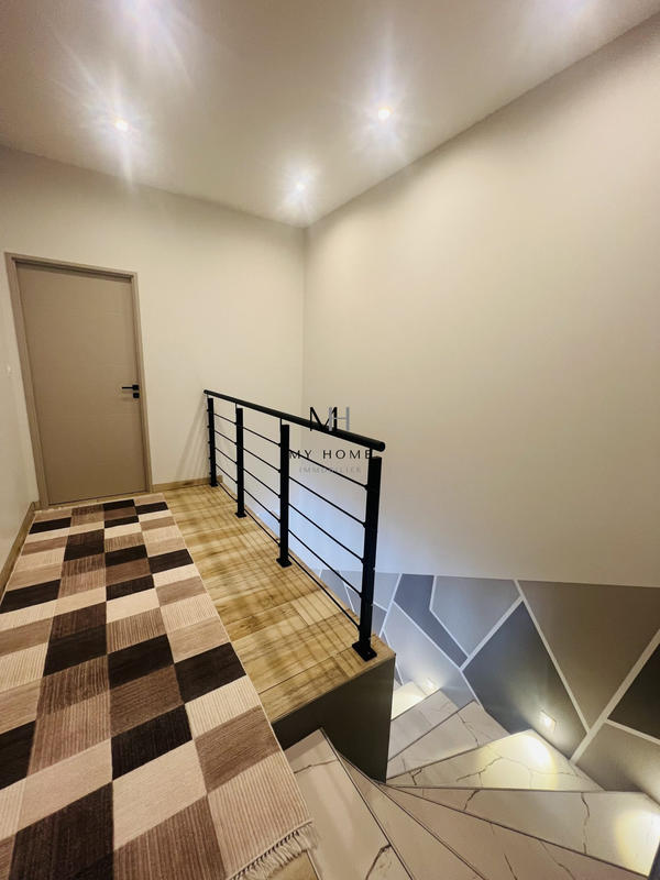 Maison contemporaine - 139 m² - 4 pièces