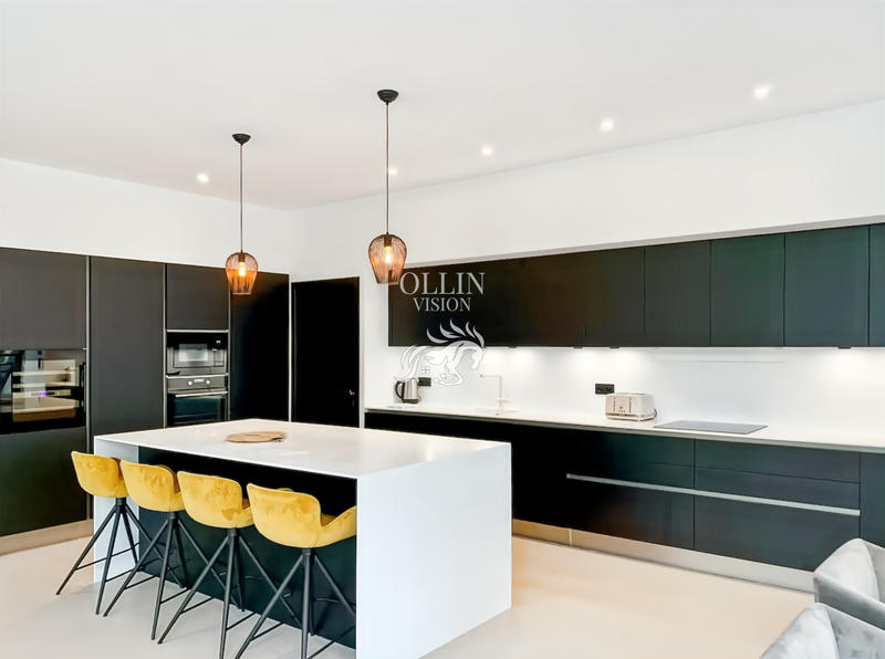 Villa - 250 m² - 5 pièces