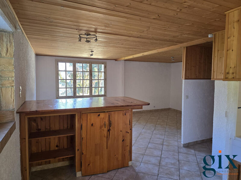 Maison ancienne - 197 m² - 6 pièces