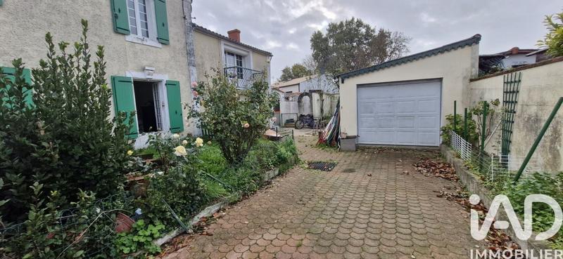 Maison - 190 m² - 10 pièces