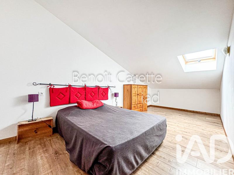 Maison - 180 m² - 8 pièces