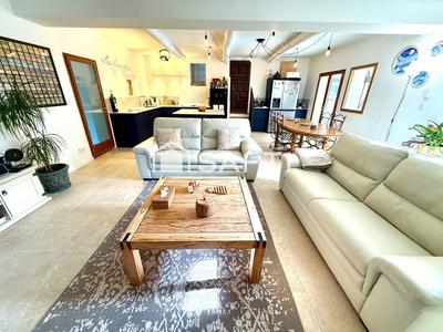 Villa - 200 m² - 8 pièces