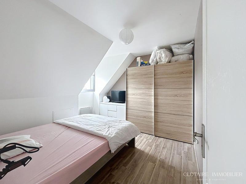 Maison - 90 m² - 5 pièces