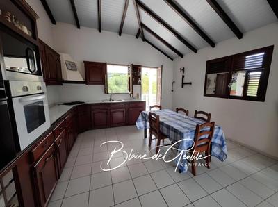 Maison - 159 m² - 7 pièces