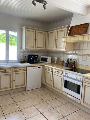 Maison - 203 m² - 10 pièces