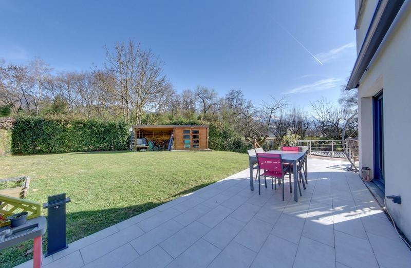 Maison - 98 m² - 4 pièces