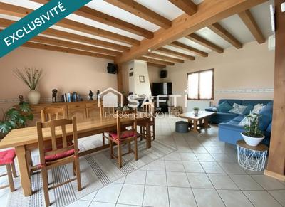 Maison - 203 m² - 6 pièces