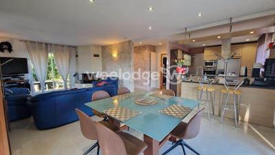 Maison - 133 m² - 6 pièces