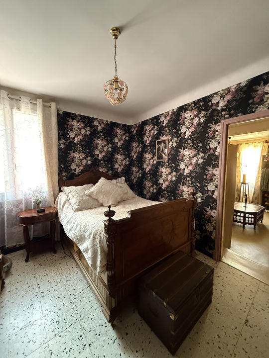 Maison de village - 140 m² - 7 pièces