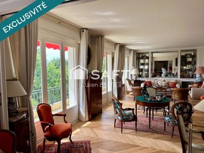 Appartement - 177 m² - 6 pièces