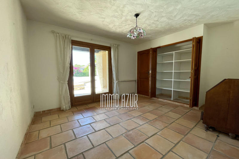 Villa - 170 m² - 6 pièces