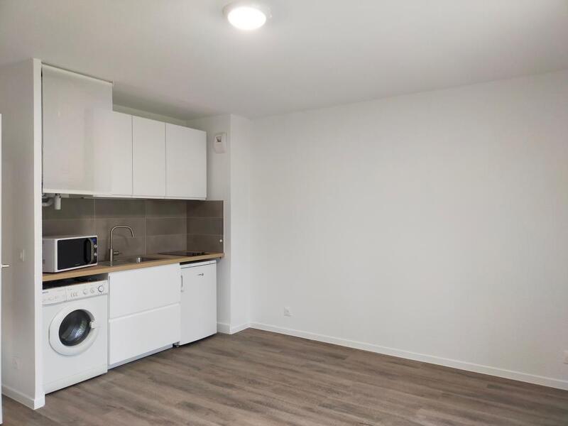 Studio - 25 m² - 1 pièce