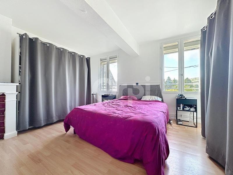 Maison - 138 m² - 6 pièces