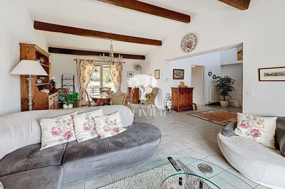 Villa - 100 m² - 4 pièces