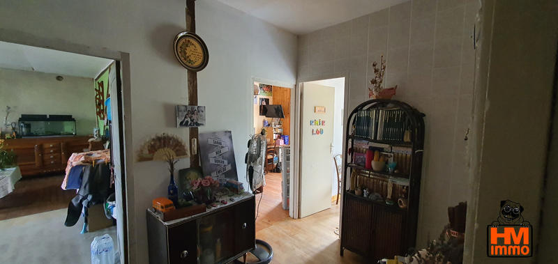 Maison - 218 m² - 9 pièces