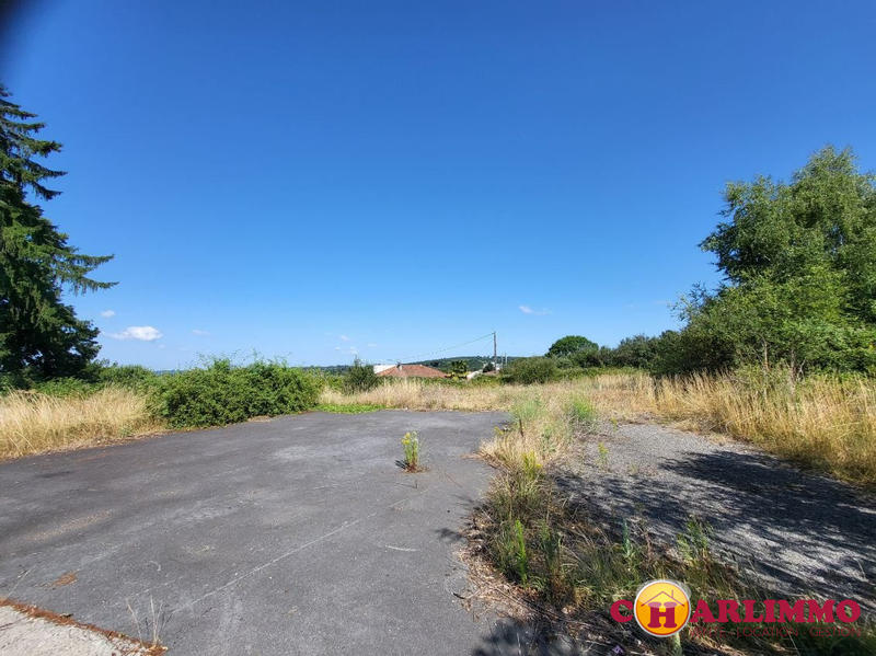 Entrepôt - 1 947 m² - 16 pièces