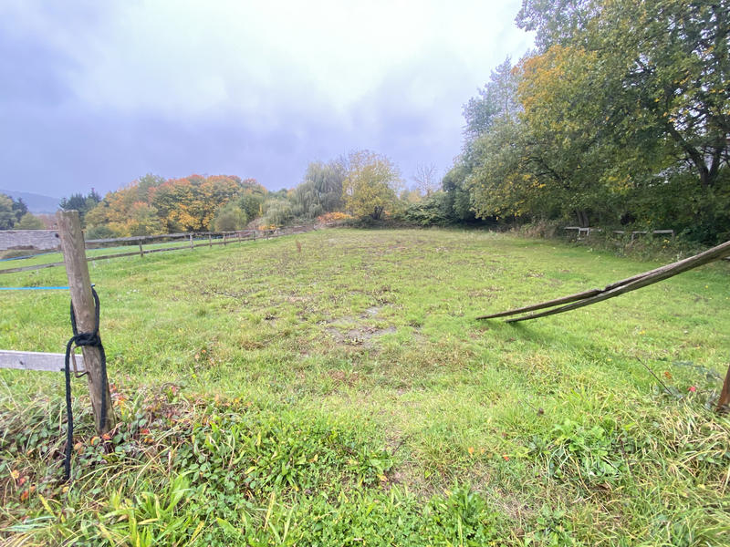 Propriété - 148 m² - 9 pièces