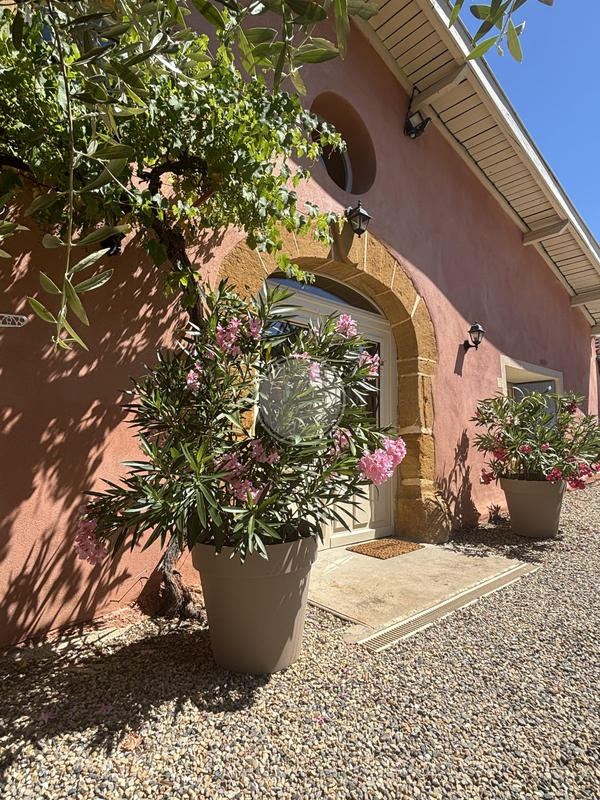Bastide - 240 m² - 7 pièces