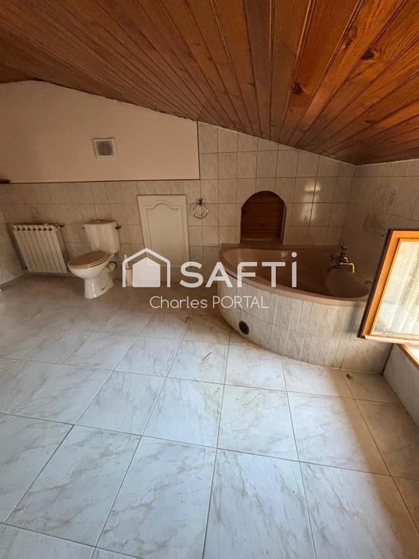 Maison - 280 m² - 7 pièces