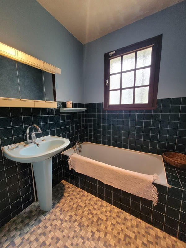 Villa - 90 m² - 4 pièces