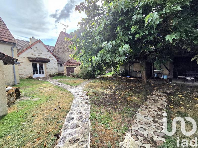 Maison - 216 m² - 10 pièces