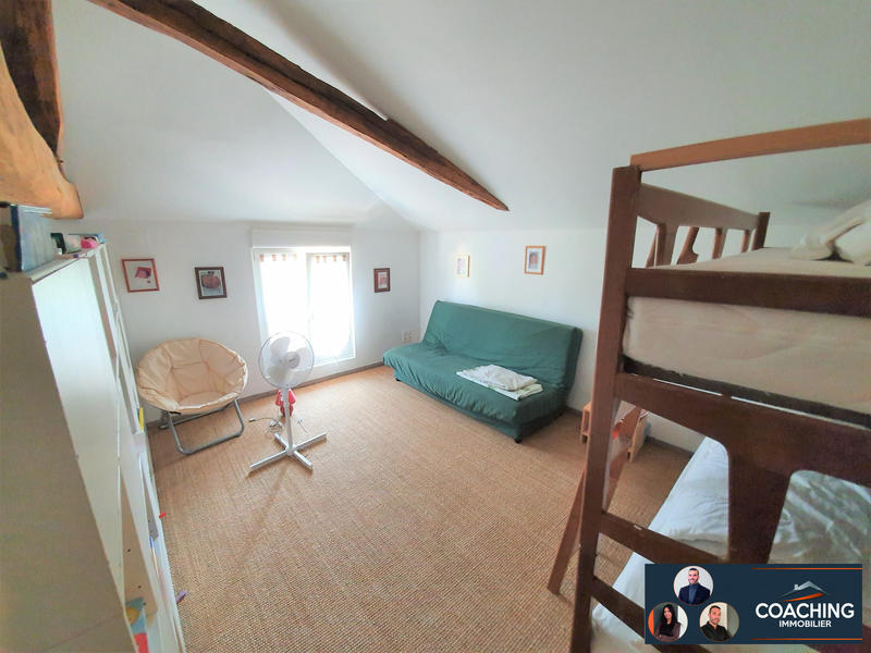 Maison traditionnelle - 198 m² - 6 pièces