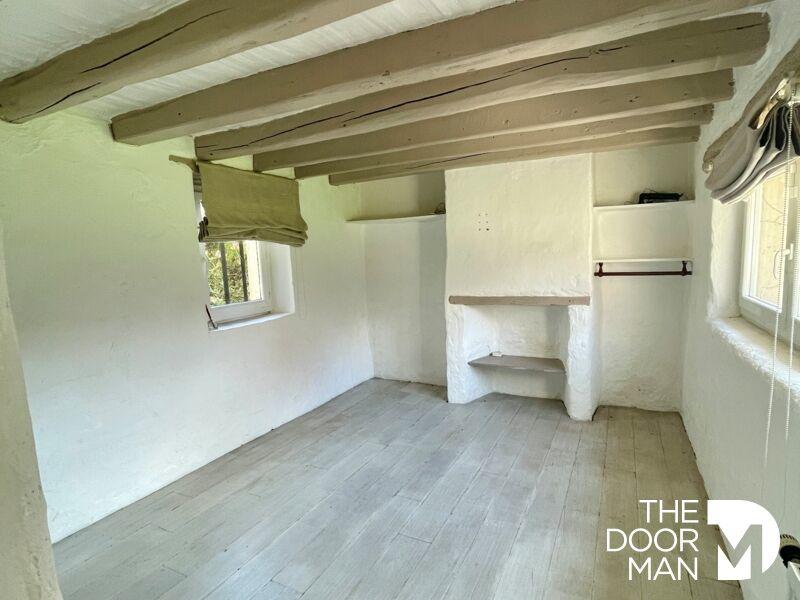 Maison ancienne - 230 m² - 8 pièces