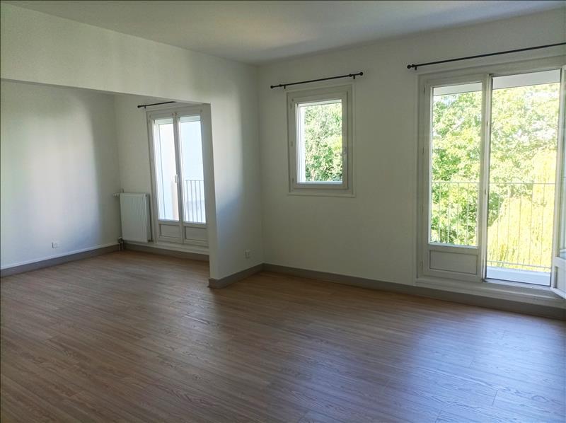 Appartement - 77 m² - 3 pièces