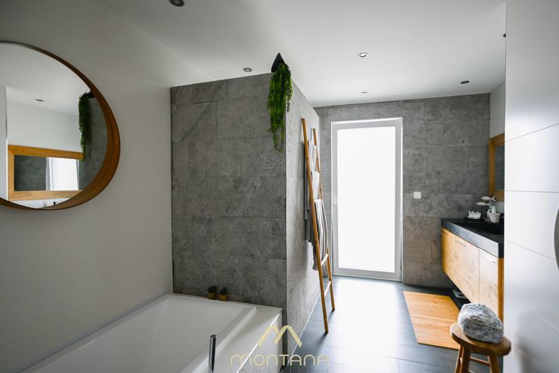 Maison contemporaine - 154 m² - 5 pièces