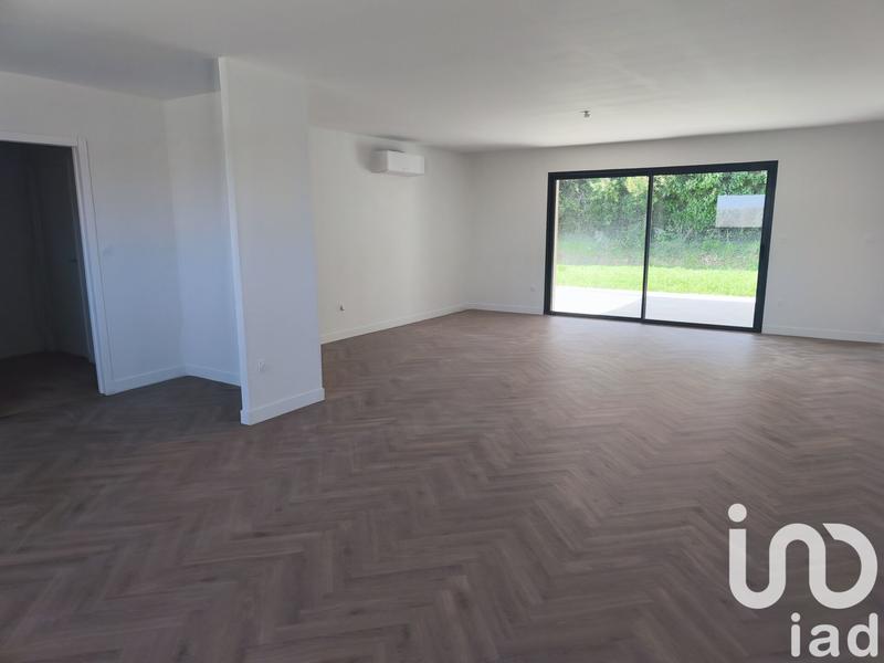 Maison - 138 m² - 5 pièces