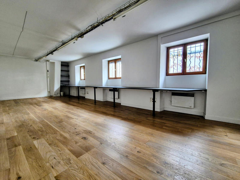 Bureau - 50 m² - 2 pièces