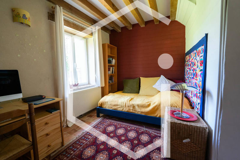 Propriété - 458 m² - 13 pièces