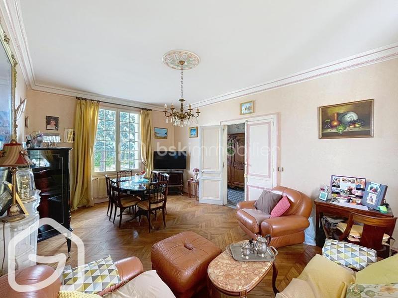 Maison de maîtres - 162 m² - 7 pièces