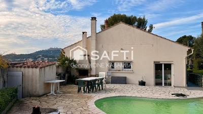 Maison - 105 m² - 5 pièces