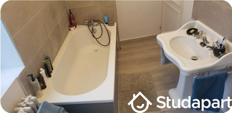 Chambre - 14 m² - 1 pièce