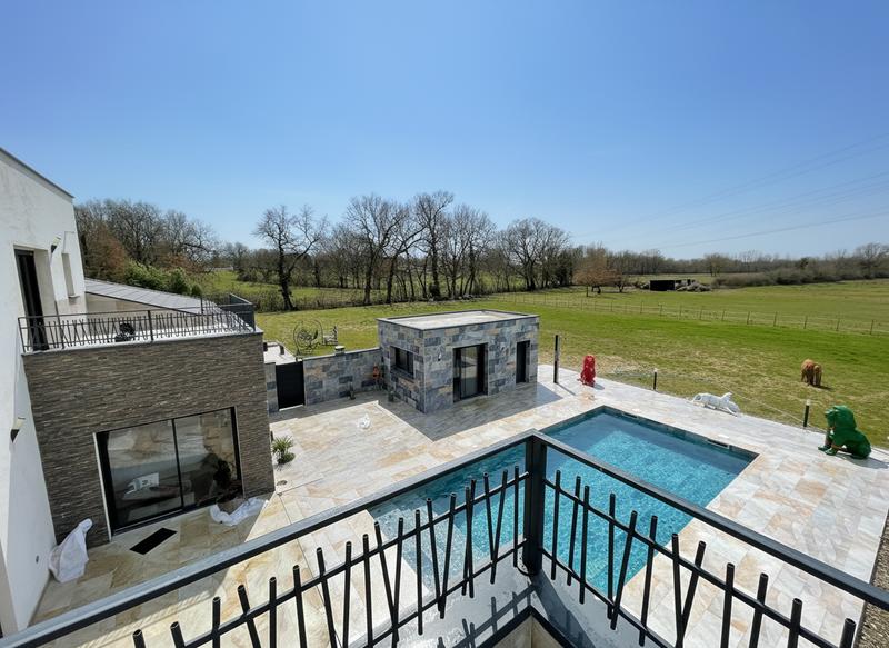 Villa - 310 m² - 10 pièces