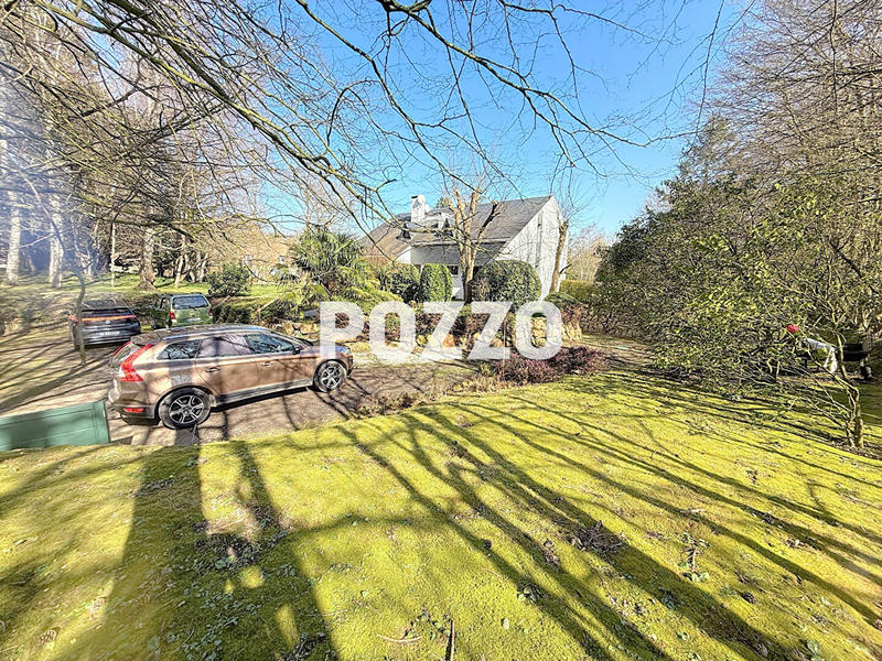 Maison - 253 m² - 7 pièces